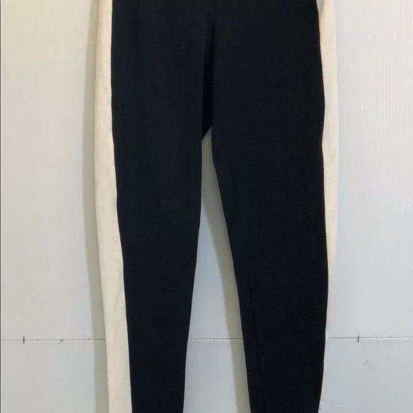 ABOUND Women's Striped Black White Leggings NDR1 - Picture 3 of 7